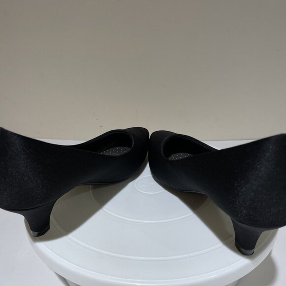 Coach and Four Slip On Pumps Shoes Women’s Size 6.5 Black Quiet Luxury Office - Picture 6 of 10